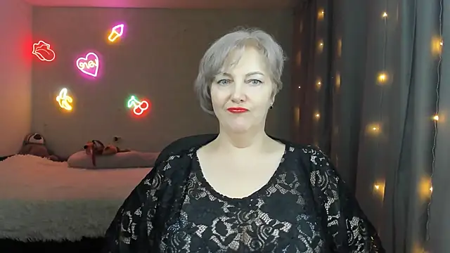 Snapshot of Mary-Leee chatting on 18, 4, 2026 Mary-Leee online show from 18, 4, 2026