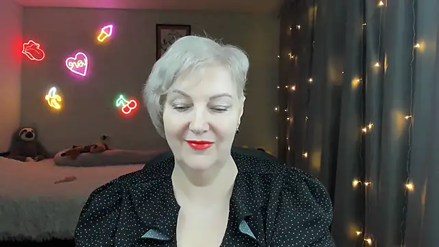 Snapshot of Mary-Leee chatting on 28, 4, 2026 Mary-Leee online show from 28, 4, 2026