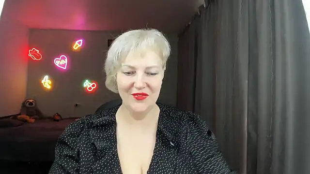 Snapshot of Mary-Leee chatting on 28, 5, 2026 Mary-Leee online show from 28, 5, 2026