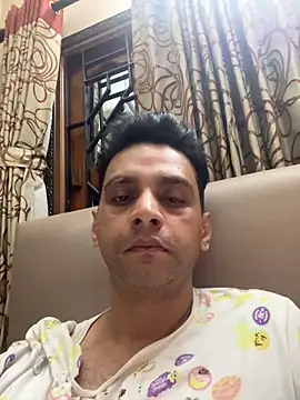 online4u08 online show from 17, 4, 2026