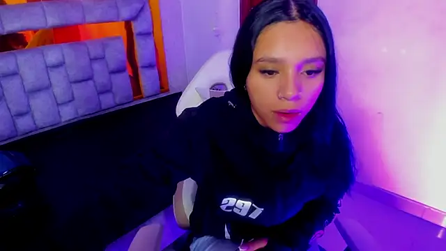 miiaboss  online show from 29, 3, 2026