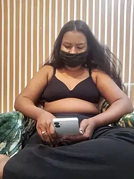 Snapshot of Cutie_bae011 chatting on 24, 2, 2026 Cutie bae011 online show from 24, 2, 2026