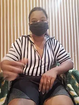 Snapshot of Cutie_bae011 chatting on 26, 2, 2026 Cutie bae011 online show from 26, 2, 2026