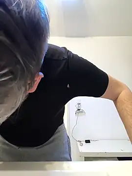 eruzam59000 online show from 15, 4, 2026