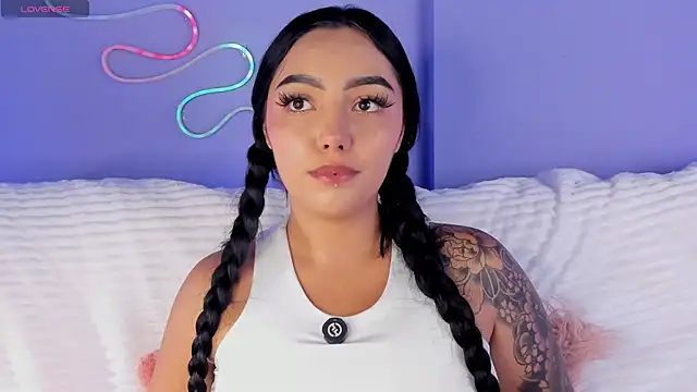 Snapshot of NinaAngel6 chatting on 11, 5, 2026 NinaAngel6 online show from 11, 5, 2026