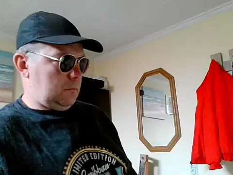 Snapshot of pozitiva000 chatting on 29, 4, 2026 pozitiva000 online show from 29, 4, 2026