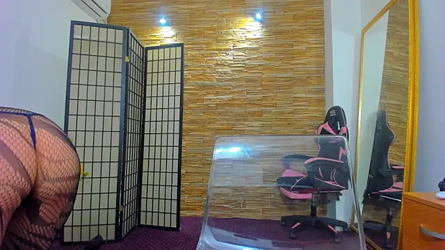 Snapshot of MiaNoirr chatting on 27, 2, 2026 MiaNoirr online show from 27, 2, 2026