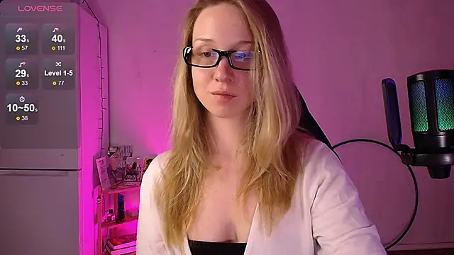 SatinSinner online show from 1, 3, 2026