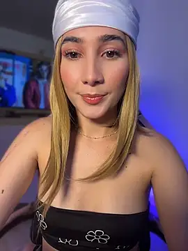 Snapshot of isa_hil chatting on 30, 4, 2026 isa hil online show from 30, 4, 2026