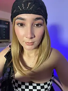 Snapshot of isa_hil chatting on 12, 5, 2026 isa hil online show from 12, 5, 2026