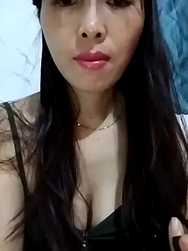 Snapshot of hd_love69 chatting on 27, 4, 2026 hd love69 online show from 27, 4, 2026