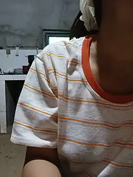 Snapshot of hd_love69 chatting on 21, 5, 2026 hd love69 online show from 21, 5, 2026