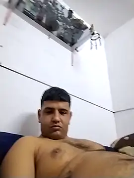 Snapshot of trox_memide21cm chatting on 22, 2, 2026 trox memide21cm online show from 22, 2, 2026