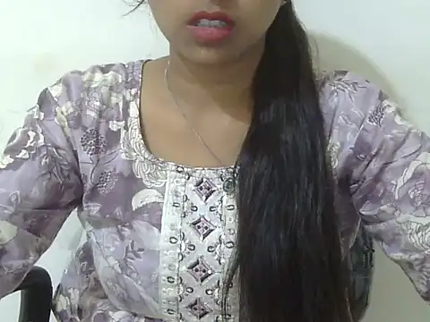 cute momo love online show from 29, 6, 2026