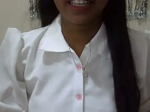 cute momo love online show from 14, 7, 2026