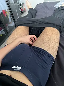 Snapshot of Vireontr1 chatting on 24, 2, 2026 Vireontr1 online show from 24, 2, 2026