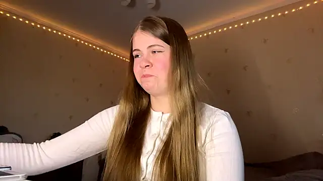 Snapshot of Amy_Maev chatting on 16, 3, 2026 Amy Maev online show from 16, 3, 2026