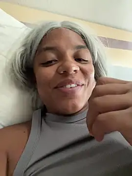 Snapshot of princessandthefootjob chatting on 12, 5, 2026 princessandthefootjob online show from 12, 5, 2026
