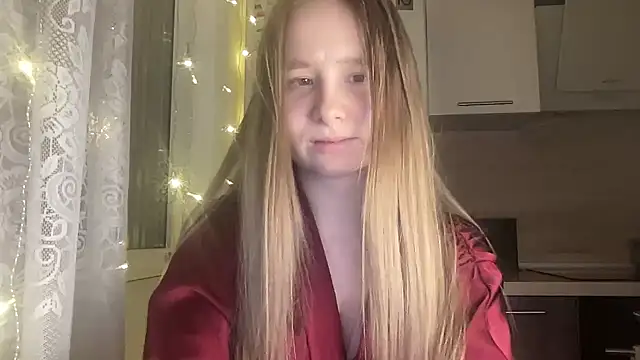 cutefoxieee online show from 22, 4, 2026