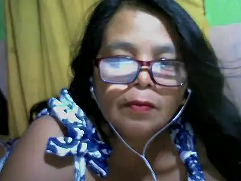 Snapshot of Flowerblossom123 chatting on 11, 5, 2026 Flowerblossom123 online show from 11, 5, 2026