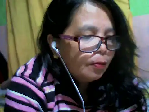 Snapshot of Flowerblossom123 chatting on 11, 5, 2026 Flowerblossom123 online show from 11, 5, 2026
