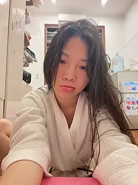 Snapshot of Miumieu2 chatting on 24, 2, 2026 Miumieu2 online show from 24, 2, 2026