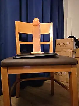 Snapshot of sissy2727 chatting on 10, 6, 2026 sissy2727 online show from 10, 6, 2026