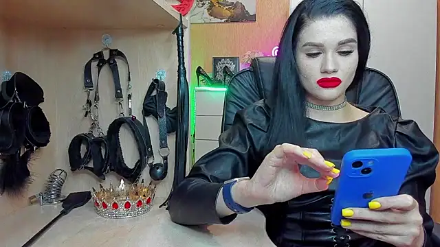 KristiTopxx online show from 8, 10, 2025