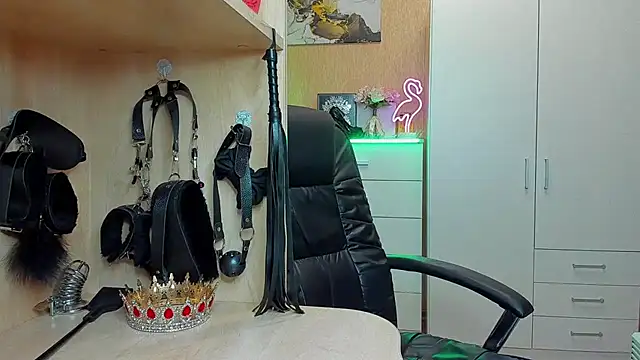 KristiTopxx online show from 4, 11, 2025