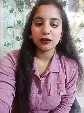 Snapshot of lovely-girl99 chatting on 3, 4, 2026 lovely-girl99 online show from 3, 4, 2026