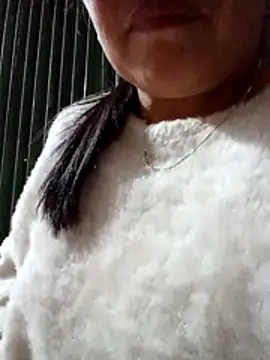 heesuu11 online show from 2, 4, 2026