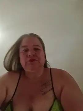 Snapshot of MilF-eterna_69 chatting on 2, 3, 2026 MilF-eterna 69 online show from 2, 3, 2026