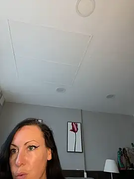 Snapshot of GoddessChloeAtreides chatting on 10, 6, 2026 GoddessChloeAtreides online show from 10, 6, 2026