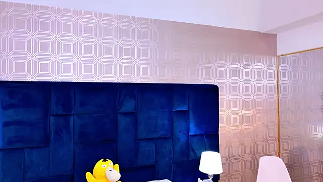 Cami Rousse online show from 7, 4, 2026