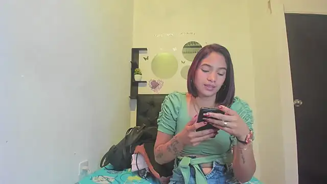 sapphire brown20 online show from 16, 5, 2026