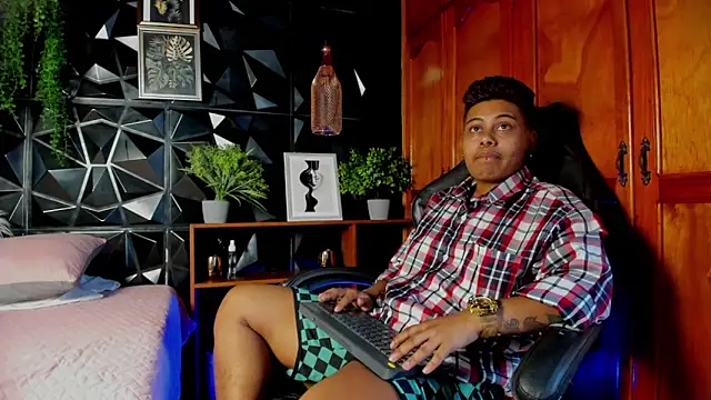 Noha  scott online show from 3, 4, 2026