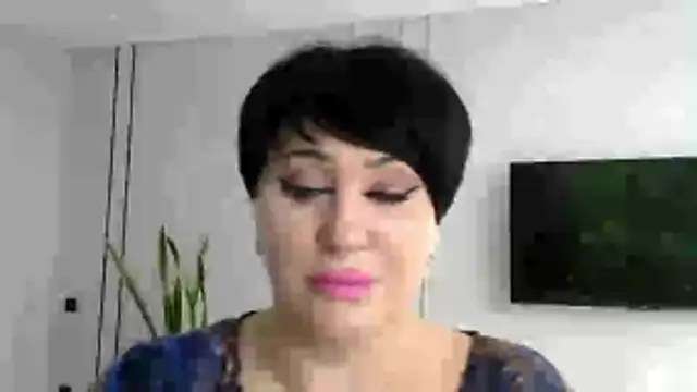 Kleotempt online show from 4, 4, 2026