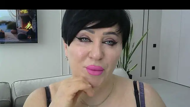 Snapshot of Kleotempt chatting on 6, 5, 2026 Kleotempt online show from 6, 5, 2026