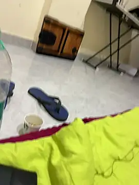 Snapshot of Varun_93 chatting on 23, 2, 2026 Varun 93 online show from 23, 2, 2026