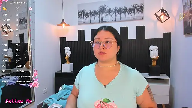 sienna cavalli online show from 18, 4, 2026