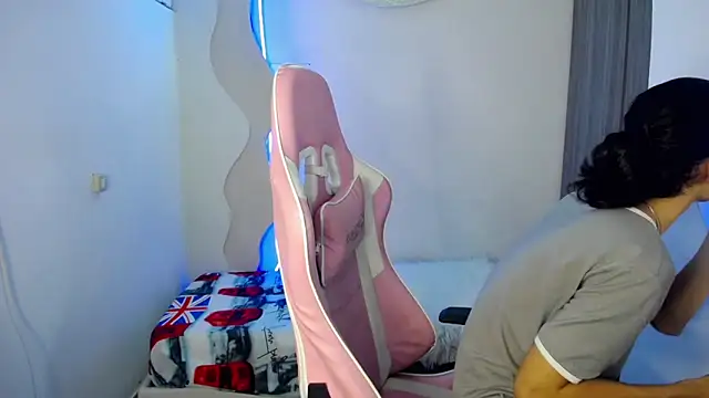 Larry craft online show from 9, 4, 2026