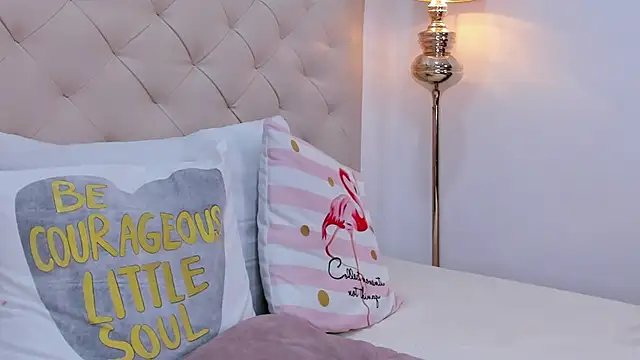 nina joyce online show from 3, 3, 2026