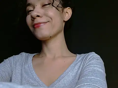 helena hadler online show from 16, 4, 2026