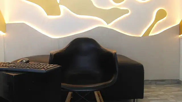 Snapshot of Hollmanhot chatting on 30, 5, 2026 Hollmanhot online show from 30, 5, 2026