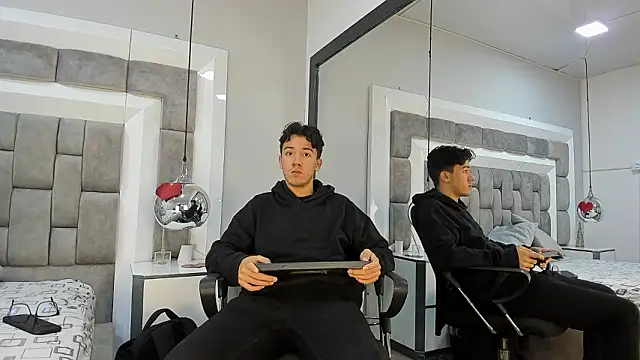 Snapshot of Austin_Reedss chatting on 25, 2, 2026 Austin Reedss online show from 25, 2, 2026