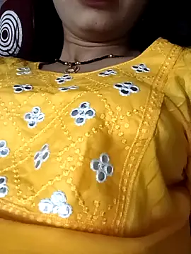 Snapshot of Rashmika_Mandana chatting on 9, 5, 2026 Rashmika Mandana online show from 9, 5, 2026