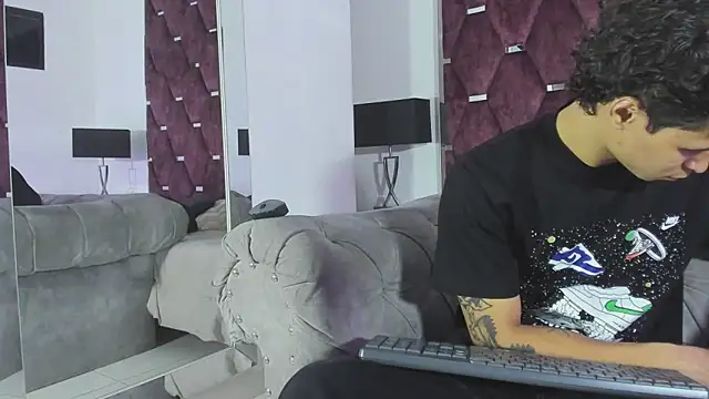 Snapshot of TonyBenedetti chatting on 16, 6, 2026 TonyBenedetti online show from 16, 6, 2026