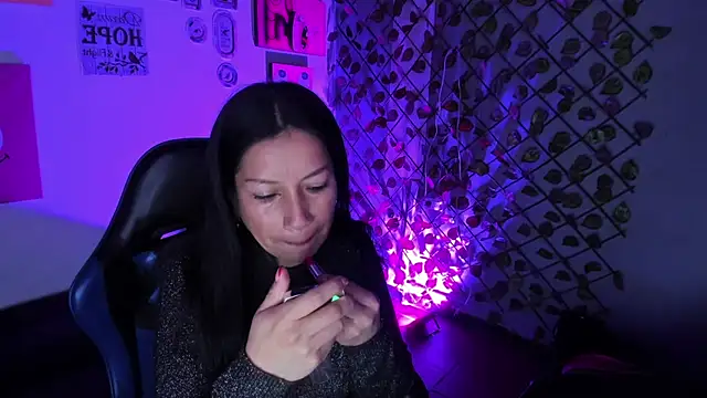 Megan Collinss1 online show from 19, 3, 2026