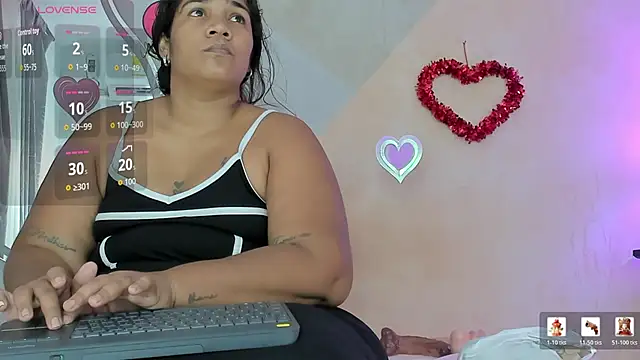 Snapshot of mariana_villa72 chatting on 4, 3, 2026 mariana villa72 online show from 4, 3, 2026