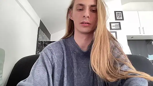 Snapshot of mi_chyort chatting on 25, 2, 2026 mi chyort online show from 25, 2, 2026